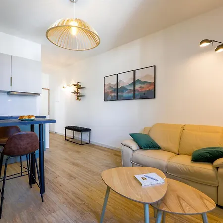 Serenite Dacquoise Dax